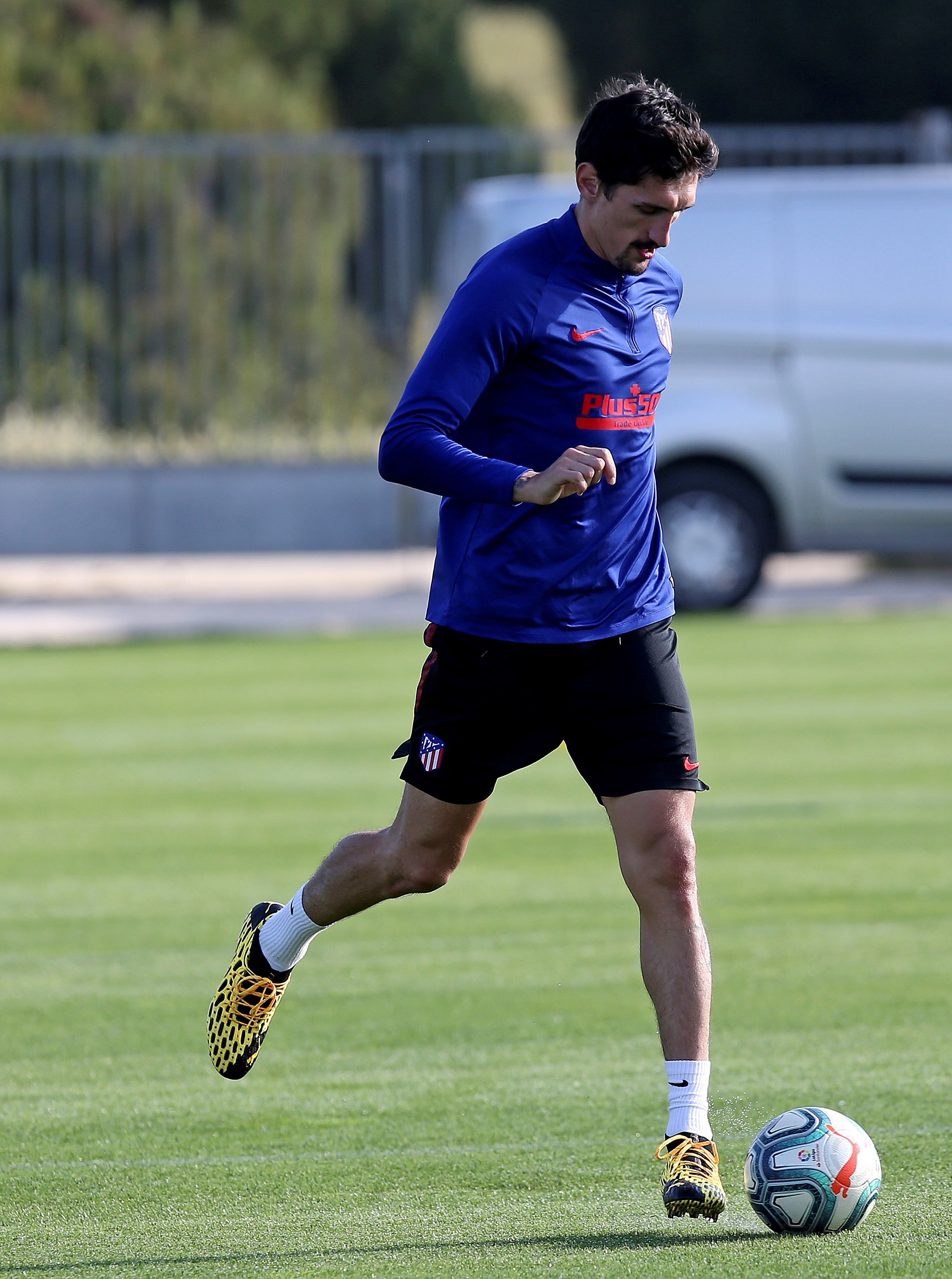 江南体育 -包含曼联训练课后再遭质疑，志在西甲名次提升，管理层满意，临场指挥获称赞的词条