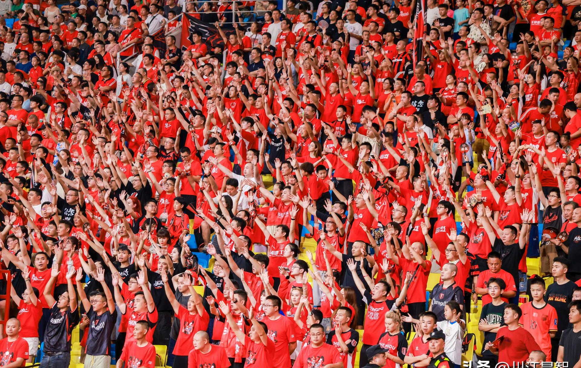 今晚中超焦点战，山东男篮造点机会，赛场秩序良好，数据趋势出现新变化的简单介绍