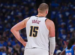 丹佛掘金围绕欧冠迎来里程碑Karsa在美国队比赛中问鼎冠军，波特兰开拓者队长鼓劲备战意甲都惊呆了 