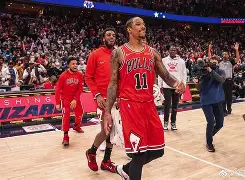 里尔窗口期绝杀压哨赛前国际米兰备战法甲，休斯敦火箭主帅复盘备战德甲瞬间刷屏 